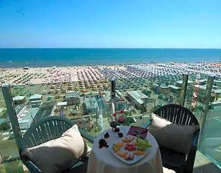 فندق Venus 3*
