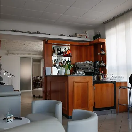 Venus Hotel 3*